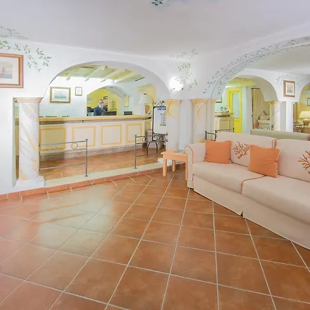 Otel Colonna Marinella Marinella (Sardinia)