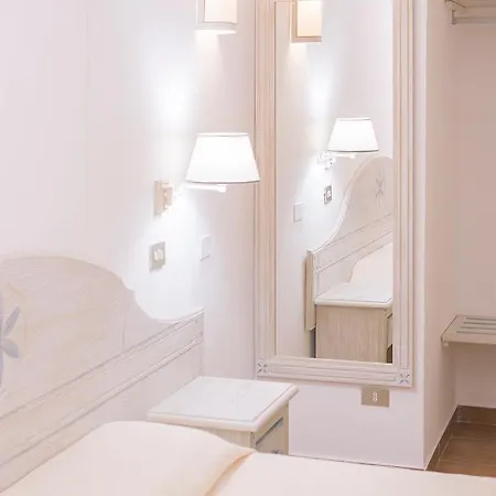 Colonna 4* Marinella (Sardinia)