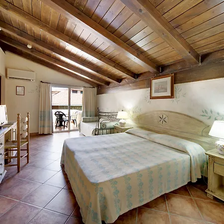 Colonna Hotell Marinella (Sardinia)