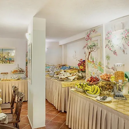 Colonna 4* Marinella (Sardinia)